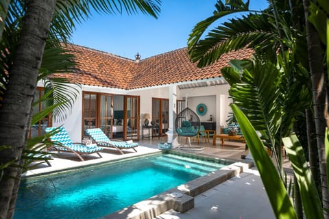 Property building, Pool view, Swimming pool