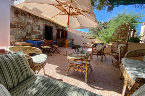 Property building, Patio, Garden