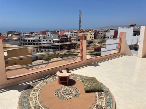 View (from property/room), Balcony/Terrace, Quiet street view