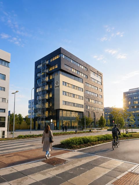 Property building, Facade/entrance, Neighbourhood, Location
