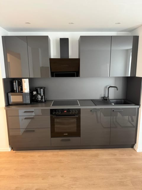 Coffee/tea facilities, dishwasher