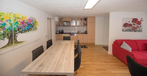 Point Cardinal Apartment in Geneva