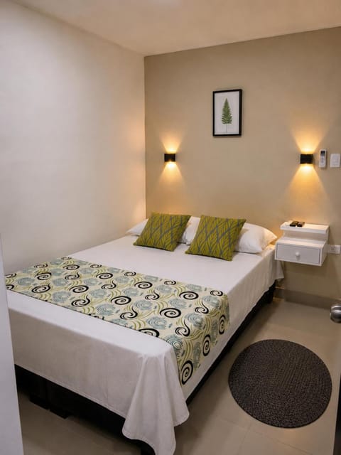 Bathroom, TV and multimedia, internet, towels, air conditioner