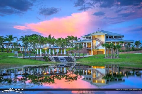 Nearby landmark, Day, Natural landscape, Lake view, River view, Sunrise