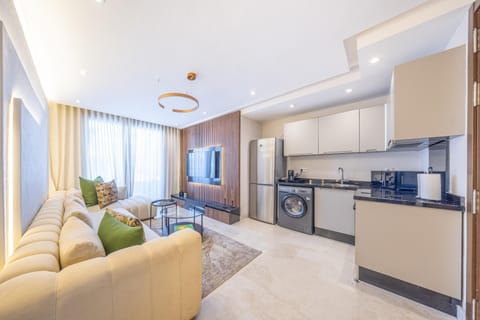 TV and multimedia, Kitchen or kitchenette, Living room, Seating area