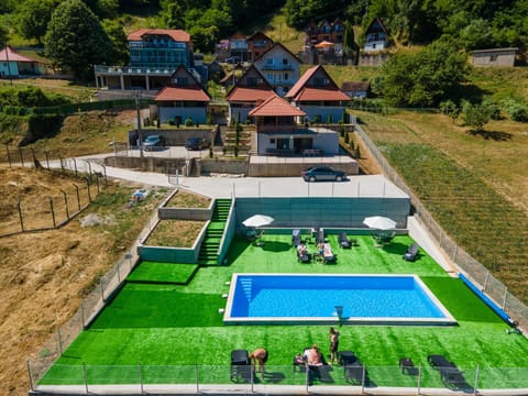 Garden view, Pool view, Parking