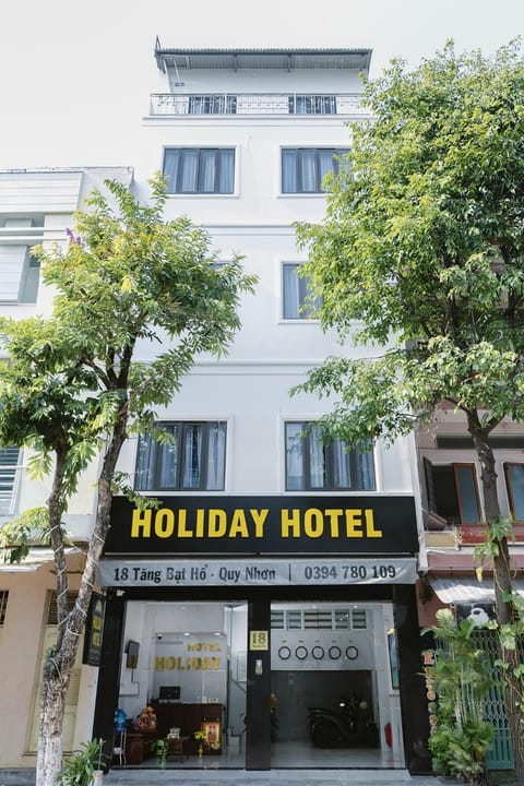 Property building, Day, Street view