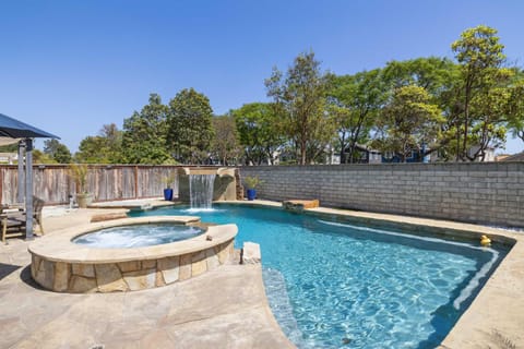 Patio, Day, Natural landscape, Pool view, Swimming pool, sunbed