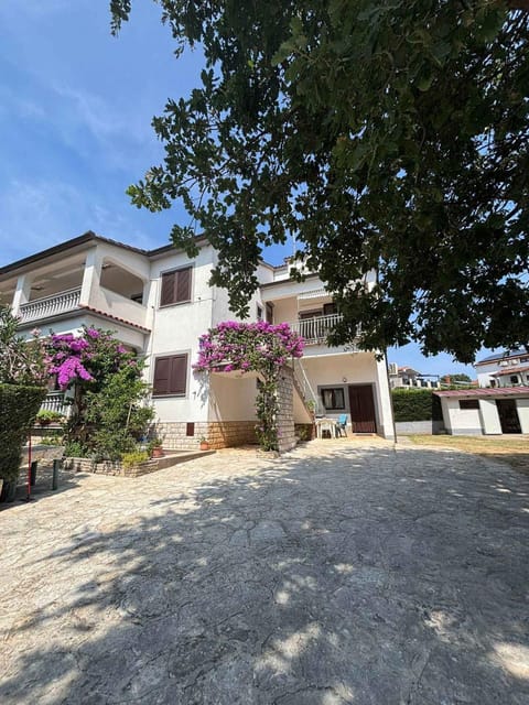 Property building, Summer