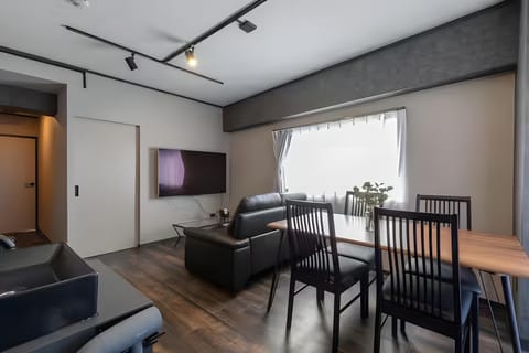 Living room, Dining area