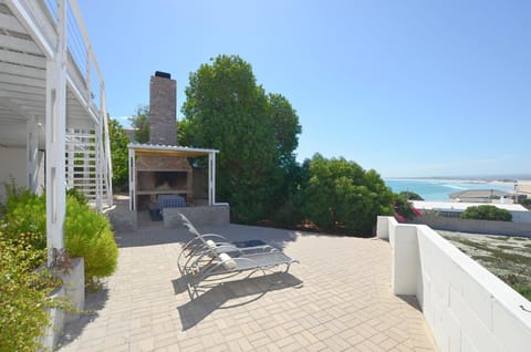 BBQ facilities, Sea view, sunbed