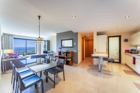 TV and multimedia, Living room, Seating area, Dining area, Sea view, air conditioner