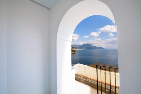 Natural landscape, View (from property/room), View (from property/room), Balcony/Terrace, Sea view, Sea view