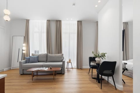 Living room, Seating area, Dining area