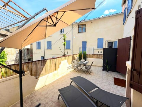 Balcony/Terrace, sunbed