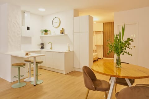 Property building, Kitchen or kitchenette, Living room