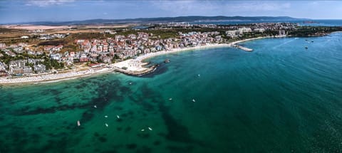 Day, Natural landscape, Bird's eye view, Beach, City view, Mountain view, Sea view