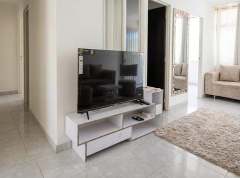 Communal lounge/ TV room, TV and multimedia, Living room, Evening entertainment