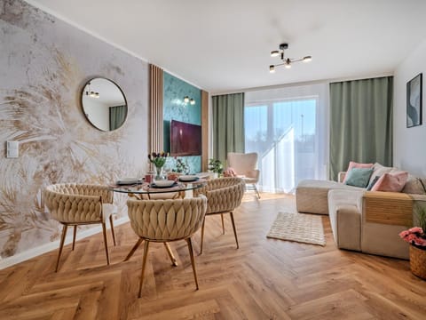 Balcony/Terrace, Living room
