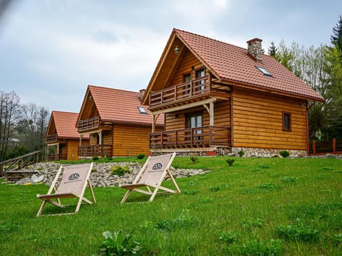 Property building, Garden, Garden view, sunbed