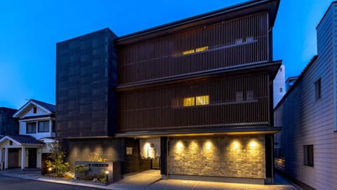 Property building, Night