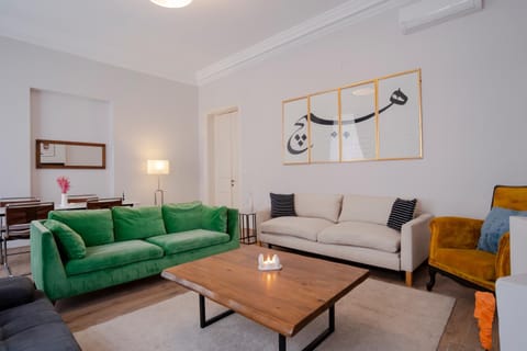 Living room, Seating area, air conditioner