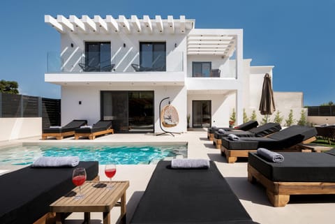 Property building, Patio, Pool view, sunbed