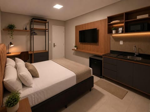 Bed, TV and multimedia, Kitchen or kitchenette, Bedroom, minibar