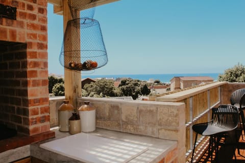 View (from property/room), Balcony/Terrace, Sea view