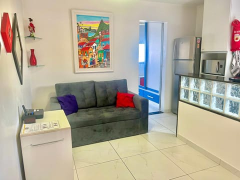 Communal lounge/ TV room, Kitchen or kitchenette, Living room, Decorative detail, locker, minibar, oven