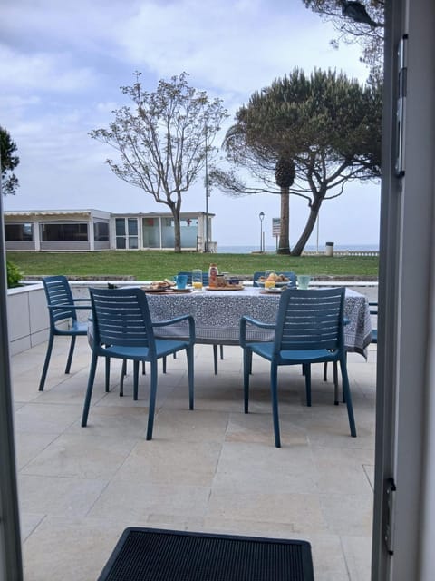 Balcony/Terrace, Garden view, Sea view