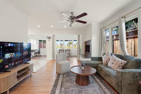 TV and multimedia, Living room