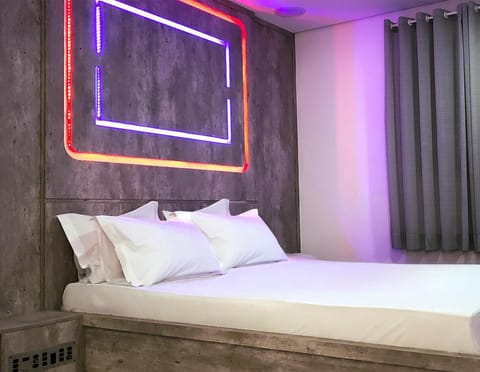 Bed, Photo of the whole room