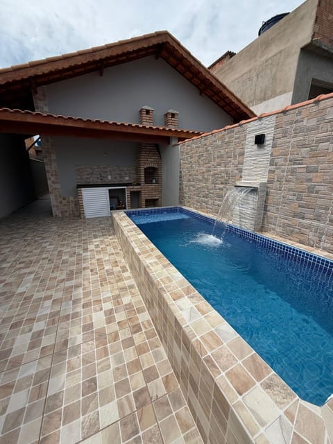 BBQ facilities, Swimming pool
