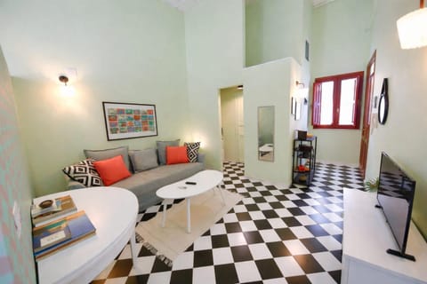 Day, View (from property/room), Living room, Photo of the whole room, Seating area