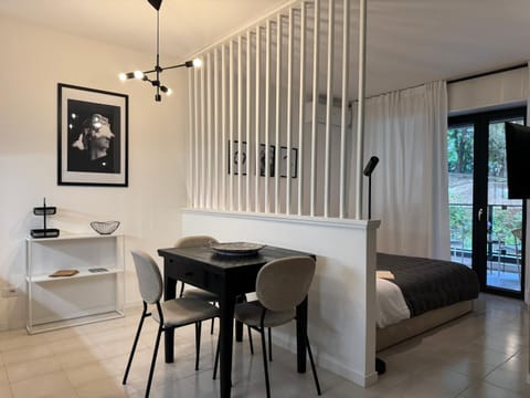 Balcony/Terrace, Dining area, Entertainment, kitchen