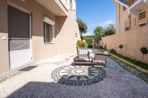 Inner courtyard view