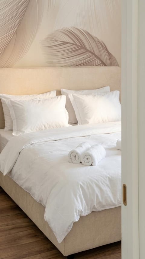Bedroom, bunk bed