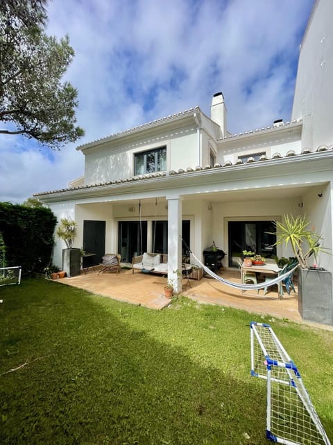 Property building, Patio, Garden, Garden view