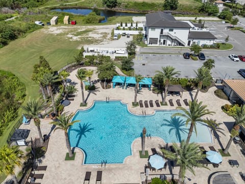 Bird's eye view, Pool view, Swimming pool