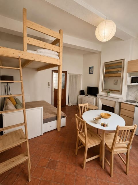 Coffee/tea facilities, Living room