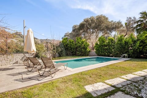 Garden, Swimming pool