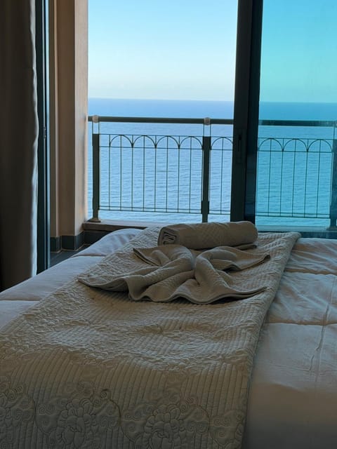 Bed, View (from property/room), Bedroom