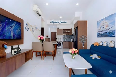 TV and multimedia, Living room, Dining area, air conditioner