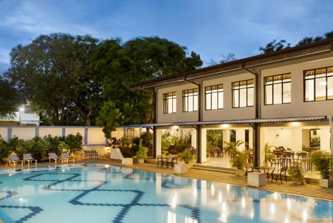 Property building, Swimming pool