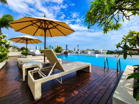 Patio, Pool view, Swimming pool, sunbed
