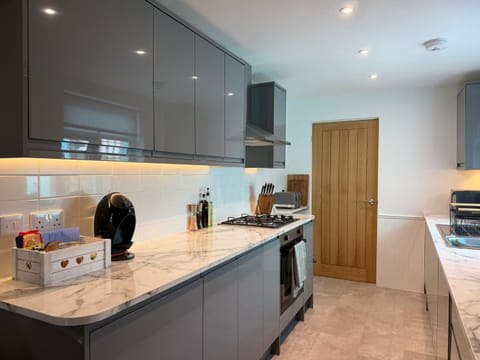 Coffee/tea facilities, kitchen
