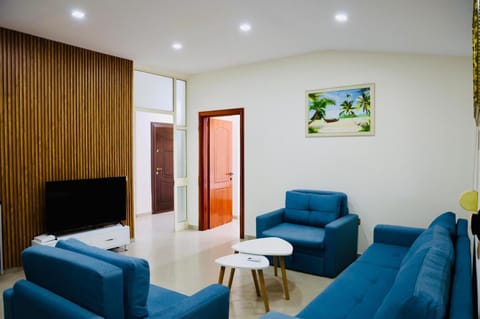 TV and multimedia, Living room, internet, air conditioner