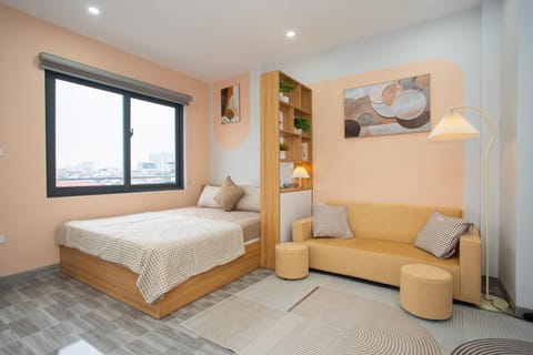 Bed, Living room, Photo of the whole room, Seating area, Bedroom