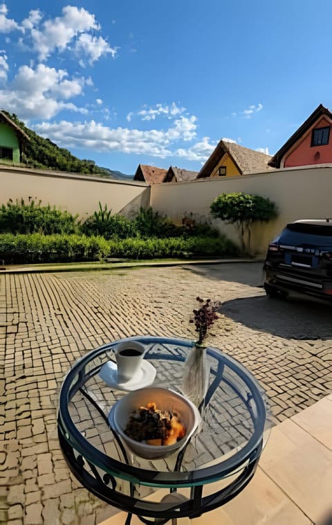 Garden view, Mountain view